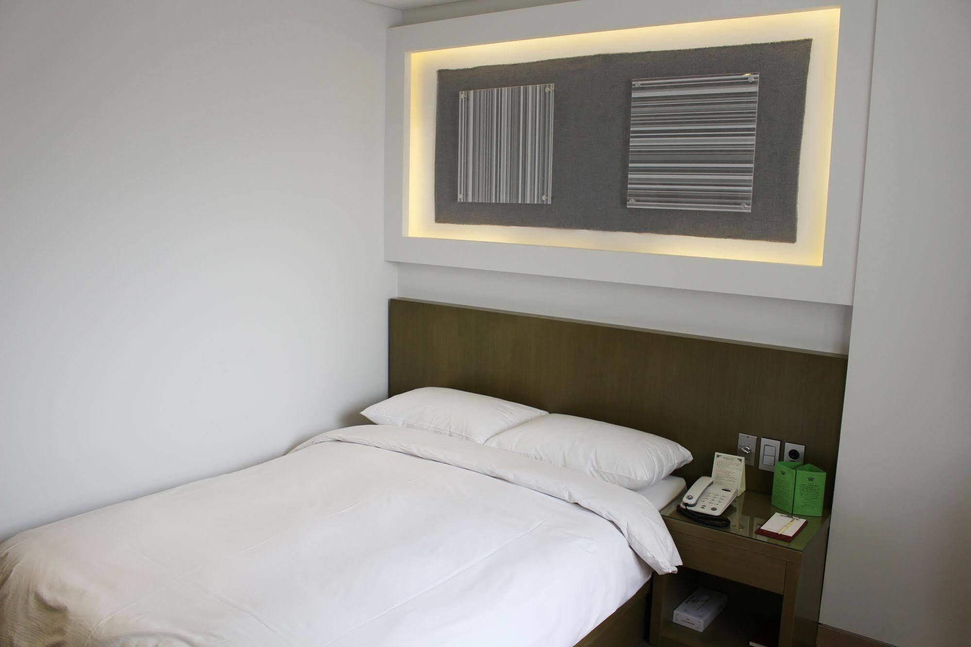 Insadong Crown Hotel Séoul Extérieur photo